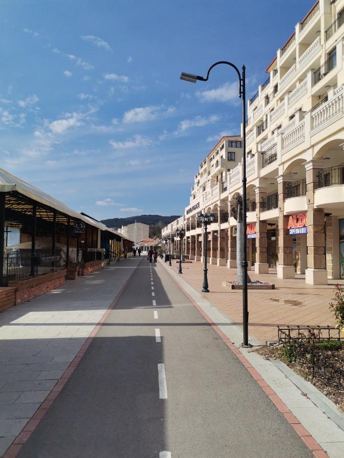 Луксозен Двустаен В Балчик С Уникална Морска Гледка Exterior photo
